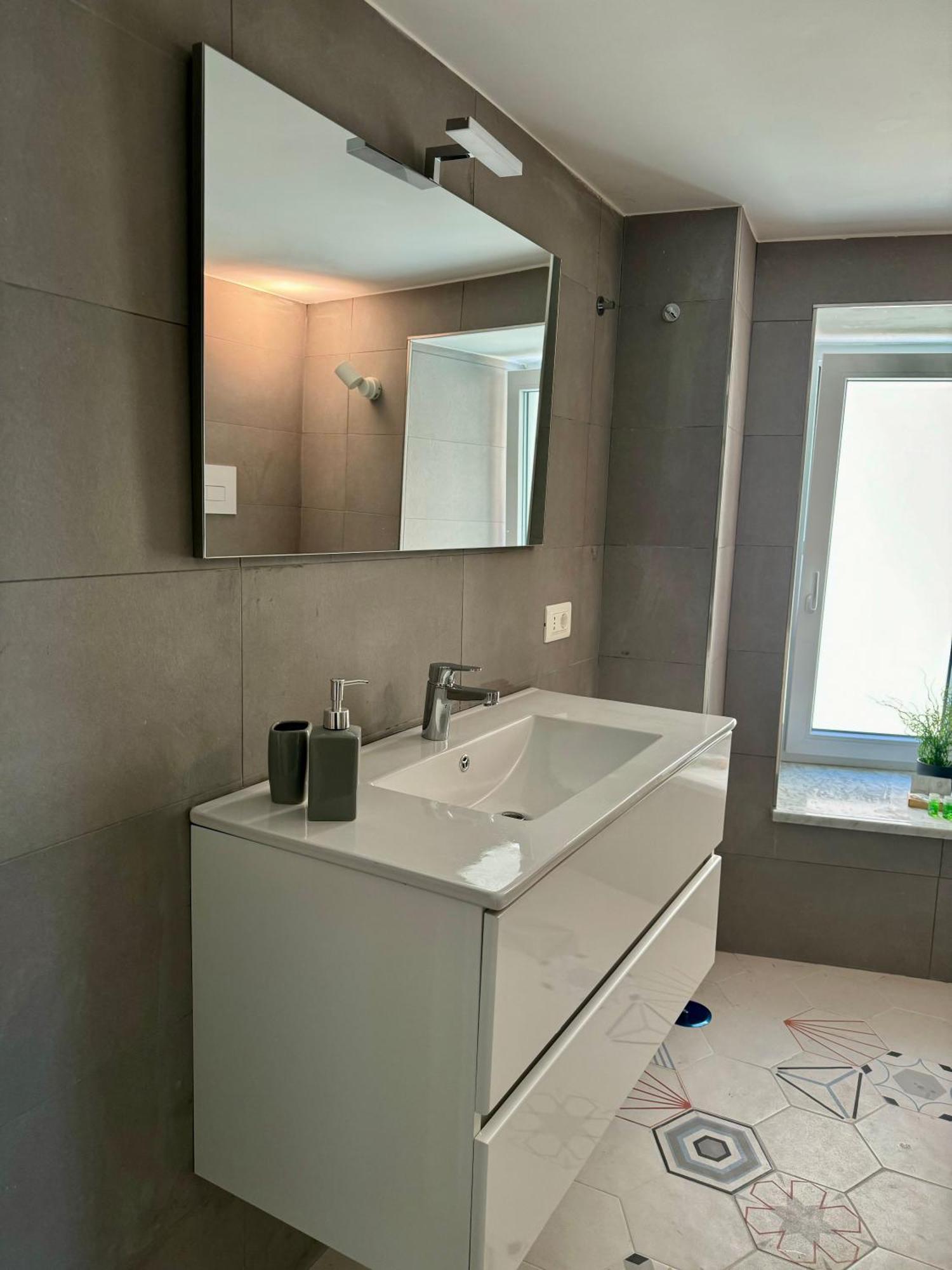 Double Room Private Bathroom