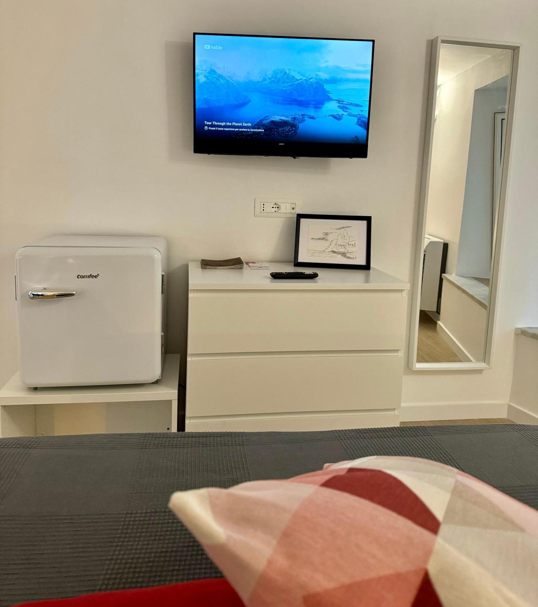 Double Room Private Bathroom